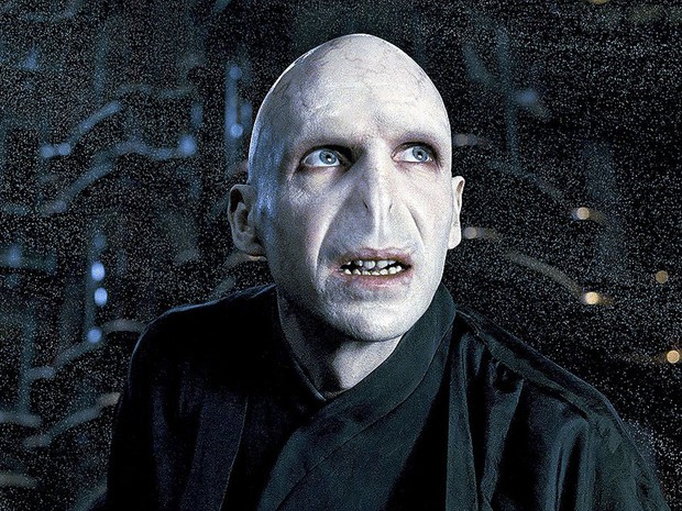 Qua rồi thời Voldemort mũi tẹt, Chúa tể Hắc ám mới của Harry Potter là mỹ nam từng đóng đam mỹ này cơ! - Ảnh 4.