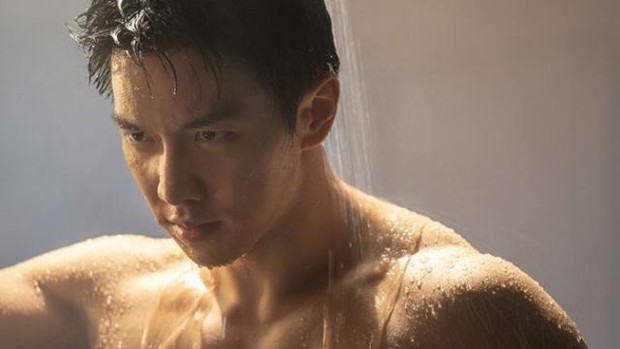 6 múi đã là gì, chàng rể quốc dân Lee Seung Gi đang khiến chị em phụt máu mũi vì 8 múi nóng bỏng thế - Ảnh 2. 6 múi đã là gì, chàng rể quốc dân Lee Seung Gi đang khiến chị em phụt máu mũi vì 8 múi nóng bỏng thế - Ảnh 2.