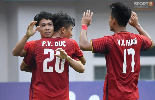 Lê Công Vinh: U23 Việt Nam chiếm một trong hai vị trí dẫn đầu là điều không phải lo lắng - Ảnh 1. Lê Công Vinh: