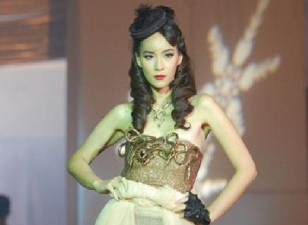 Cẩm nang catwalk của nữ thần phim Thái: Xuất thần thế này thí sinh Next Top Model cũng phải chào thua! - Ảnh 10.