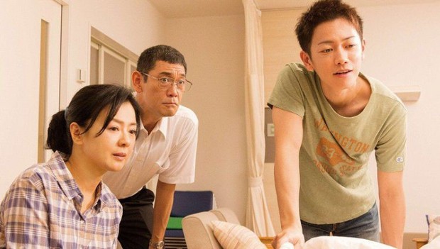 Tình ca châu Á áp đảo phòng vé cuối tuần, cá mập kinh dị chuyên tấn công bánh bèo khiến khán giả khiếp vía? - Ảnh 28.