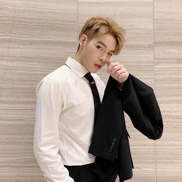 Chuyện ngoài tưởng tượng của sao Việt hậu thẩm mỹ: Hương Giang bị hải quan chặn vì khác, Đức Phúc bị nhầm thành Noo - Ảnh 9. Chuyện ngoài tưởng tượng của sao Việt hậu thẩm mỹ: Hương Giang bị hải quan chặn vì khác, Đức Phúc bị nhầm thành Noo - Ảnh 9.