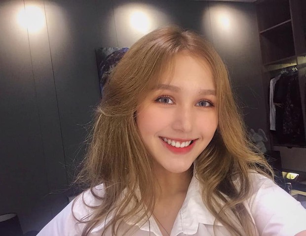 Bạn gái kém 13 tuổi của streamer giàu nhất Việt Nam Xemesis: Thường xuyên bị nhầm là con lai vì vẻ ngoài xinh đẹp, cuốn hút - Ảnh 2. Bạn gái kém 13 tuổi của streamer giàu nhất Việt Nam Xemesis: Thường xuyên bị nhầm là con lai vì vẻ ngoài xinh đẹp, cuốn hút - Ảnh 2.
