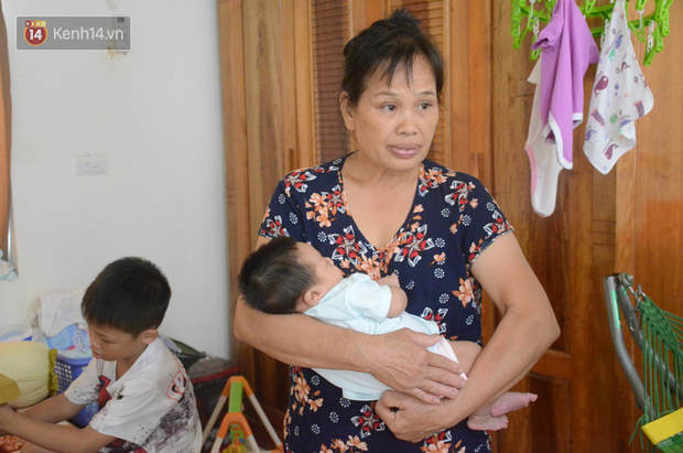 Người chồng đau đớn nhớ lại giây phút thấy vợ nằm gục với 14 vết chém, biến dạng hoàn toàn cơ thể trong vụ anh truy sát cả nhà em trai - Ảnh 3. Người chồng đau đớn nhớ lại giây phút thấy vợ nằm gục với 14 vết chém, biến dạng hoàn toàn cơ thể trong vụ anh truy sát cả nhà em trai - Ảnh 3.