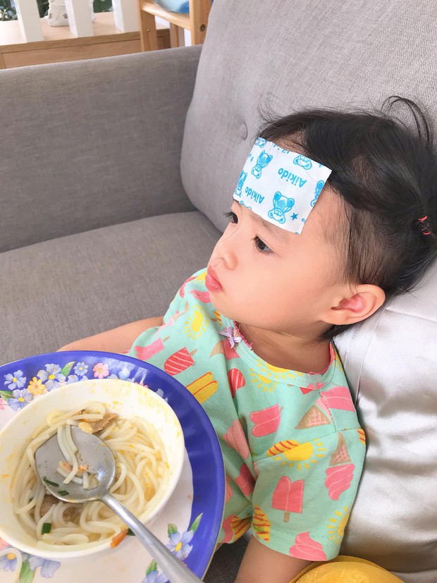 Gửi con bạn độc thân đam mê có bầu của tao - Bộ ảnh bóc trần cuộc sống bỉm sữa vừa phũ vừa cưng gửi những cô gái chưa chồng - Ảnh 5. Gửi con bạn độc thân đam mê có bầu của tao - Bộ ảnh bóc trần cuộc sống bỉm sữa vừa phũ vừa cưng gửi những cô gái chưa chồng - Ảnh 5.