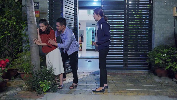 4 cô gái vàng trong làng thảo mai của phim Việt: Chị Nguyệt Bầu Trời cũng chẳng bằng cô Nguyệt Nhân Viên Gương Mẫu - Ảnh 16. 4 cô gái vàng trong làng thảo mai của phim Việt: Chị Nguyệt Bầu Trời cũng chẳng bằng cô Nguyệt Nhân Viên Gương Mẫu - Ảnh 16.