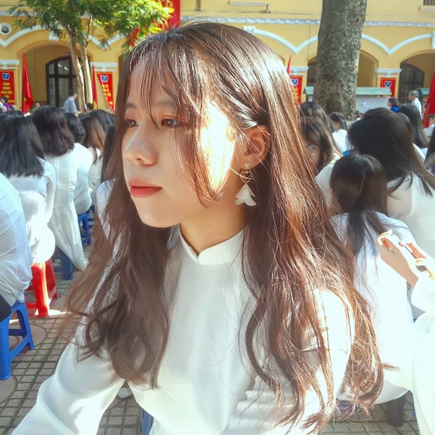 Đi khai giảng, con gái Việt chỉ makeup nhẹ như sương là đã xinh tựa nữ chính phim thanh xuân - Ảnh 13. Đi khai giảng, con gái Việt chỉ makeup nhẹ như sương là đã xinh tựa nữ chính phim thanh xuân - Ảnh 13.