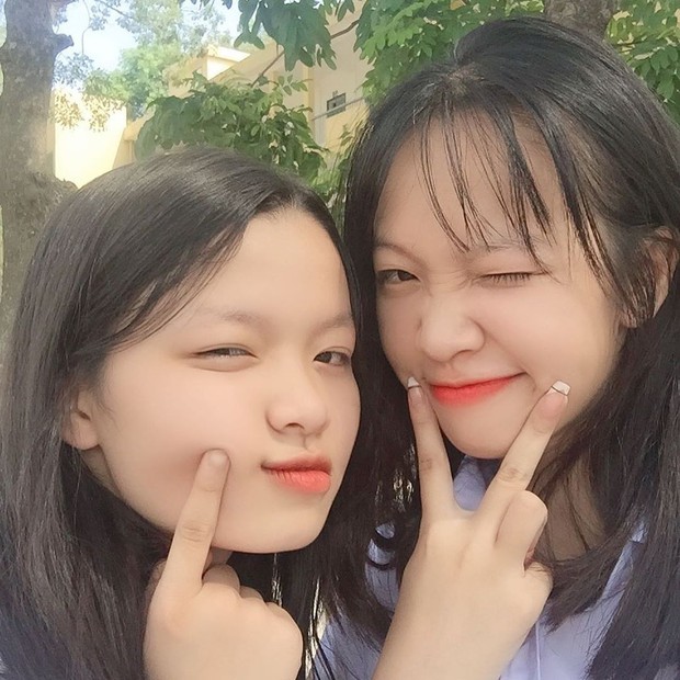 Đi khai giảng, con gái Việt chỉ makeup nhẹ như sương là đã xinh tựa nữ chính phim thanh xuân - Ảnh 12. Đi khai giảng, con gái Việt chỉ makeup nhẹ như sương là đã xinh tựa nữ chính phim thanh xuân - Ảnh 12.