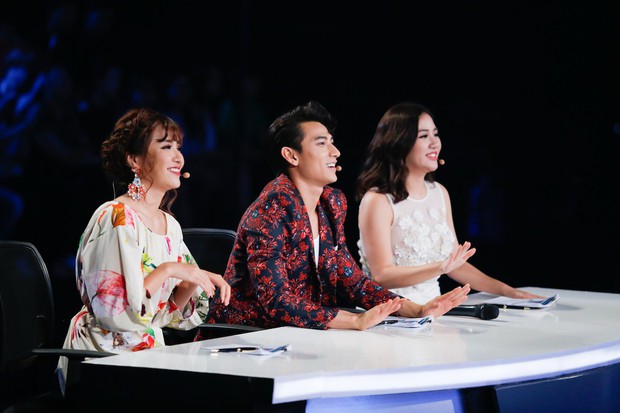 Khuynh đảo” Vpop là thế, nhưng ít ai biết rằng rất nhiều sao Việt đều rớt từ “vòng gửi xe” tại các cuộc thi âm nhạc - Ảnh 33. Khuynh đảo” Vpop là thế, nhưng ít ai biết rằng rất nhiều sao Việt đều rớt từ “vòng gửi xe” tại các cuộc thi âm nhạc - Ảnh 33.
