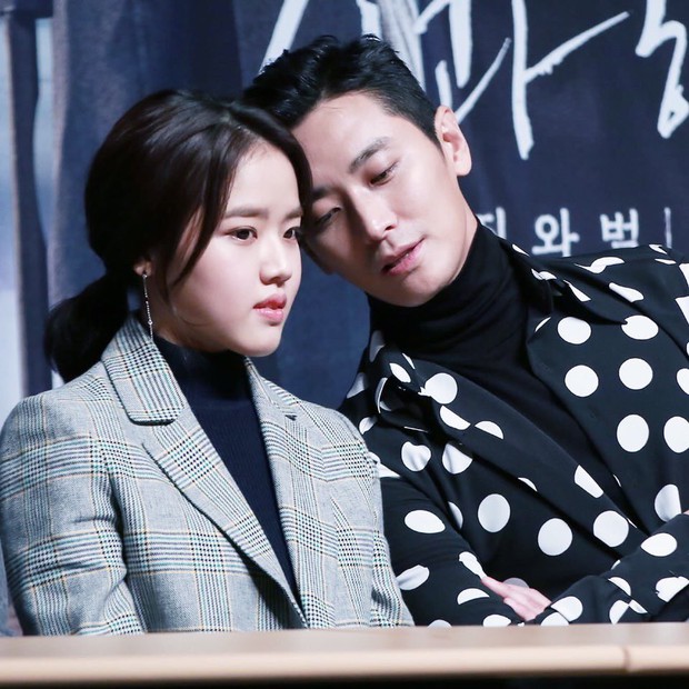 Các cặp sao Hàn hot được fan đẩy thuyền tích cực nhất: Jennie - Mino có twist” cực mạnh, có cặp chênh hẳn 18 tuổi - Ảnh 18. Các cặp sao Hàn hot được fan đẩy thuyền tích cực nhất: Jennie - Mino có twist” cực mạnh, có cặp chênh hẳn 18 tuổi - Ảnh 18.