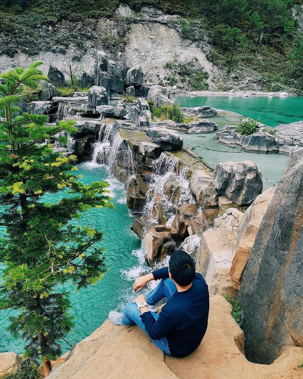 Ai mà ngờ ở Lệ Giang lại có một thung lũng đẹp nín thở đến nỗi 10 người đi thì có 9 người nhận xét rằng: Đúng là tiên cảnh! - Ảnh 5.