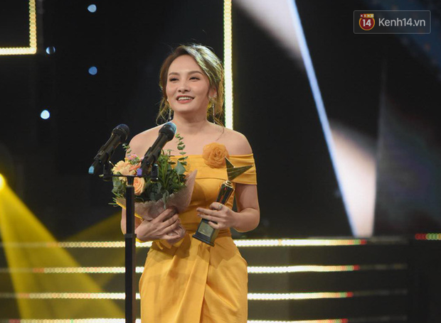 Toàn cảnh lễ trao giải VTV Awards 2019: Thu Quỳnh đụng mặt người thứ ba tin đồn, Về Nhà Đi Con thắng lớn! - Ảnh 15. Toàn cảnh lễ trao giải VTV Awards 2019: Thu Quỳnh đụng mặt người thứ ba tin đồn, Về Nhà Đi Con thắng lớn! - Ảnh 15.