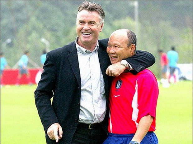 HLV Guus Hiddink gá»­i lá»i khuyÃªn tá»i VÄn Háº­u, vÃ­ vá»i huyá»n thoáº¡i HÃ n Quá»c khi sang HÃ  Lan - áº¢nh 2.