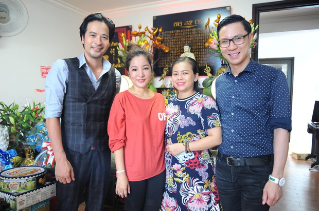 Thúy Nga lần đầu tổ chức cúng Tổ nghề ở Việt Nam sau khi sang Mỹ, Minh Nhí và dàn nghệ sĩ cùng tề tựu dâng hương - Ảnh 8. Thúy Nga lần đầu tổ chức cúng Tổ nghề ở Việt Nam sau khi sang Mỹ, Minh Nhí và dàn nghệ sĩ cùng tề tựu dâng hương - Ảnh 8.