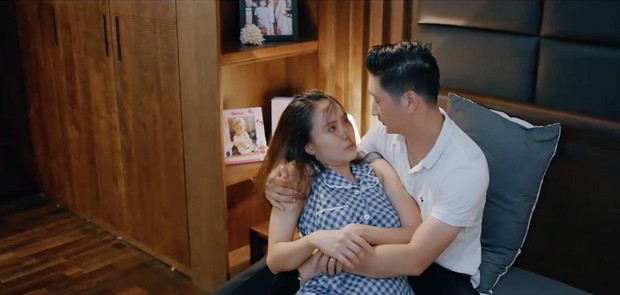 Chán hiền lành, Khuê (Hoa Hồng Trên Ngực Trái) giờ đây đã biết bật chồng tanh tách sau những ngày bị cắm sừng - Ảnh 9. Chán hiền lành, Khuê (Hoa Hồng Trên Ngực Trái) giờ đây đã biết bật chồng tanh tách sau những ngày bị cắm sừng - Ảnh 9.