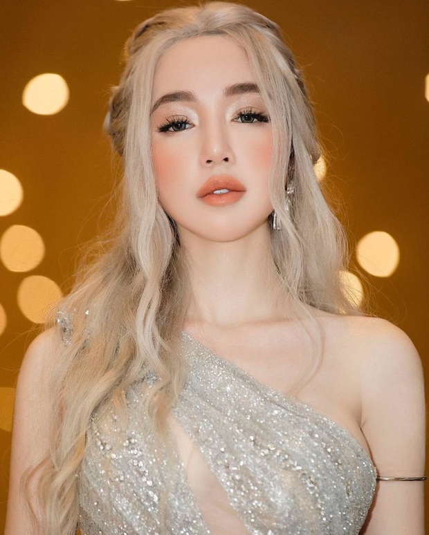 Line-up thảm đỏ WeChoice Awards 2019 khủng nhất Vbiz đầu năm: Từ Hoa hậu đến diễn viên, ca sĩ có tên tuổi đồng loạt đổ bộ! - Ảnh 46.