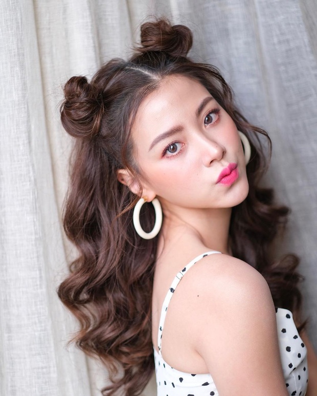 3 mỹ nhân 9X siêu hot đủ sức kế thừa danh xưng chị đại showbiz Thái: Yaya, Baifern hay nàng thơ của Sơn Tùng? - Ảnh 14.