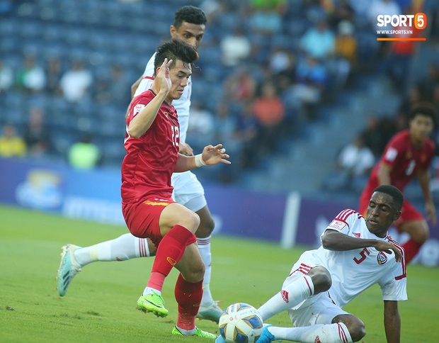 Dư âm U23 Việt Nam 0-0 U23 UAE: Khoảnh khắc ấn tượng của chiến binh sao vàng chống chọi những gã khổng lồ Tây Á - Ảnh 5.