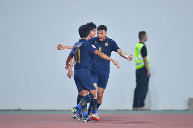 Đá sung quá sớm để rồi cạn thể lực, U23 Thái Lan thua ngược 1-2 cay đắng trước U23 Úc tại VCK U23 châu Á - Ảnh 1.