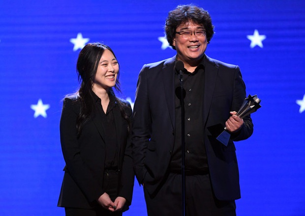 Critics’ Choice Awards 2020: Anh Phượng Joker lại giật cúp, Parasite ẵm 2 giải siêu to khổng lồ - Ảnh 4.