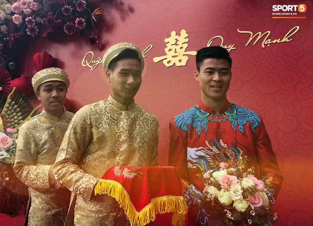 Bà hàng xóm phố Xã Đàn mách lẻo về đám hỏi Duy Mạnh: Chú rể mua căn hộ sát vách nhà bố vợ, mẹ cô dâu tặng dây chuyền đính 20 hạt kim cương - Ảnh 4. Bà hàng xóm phố Xã Đàn mách lẻo về đám hỏi Duy Mạnh: Chú rể mua căn hộ sát vách nhà bố vợ, mẹ cô dâu tặng dây chuyền đính 20 hạt kim cương - Ảnh 4.