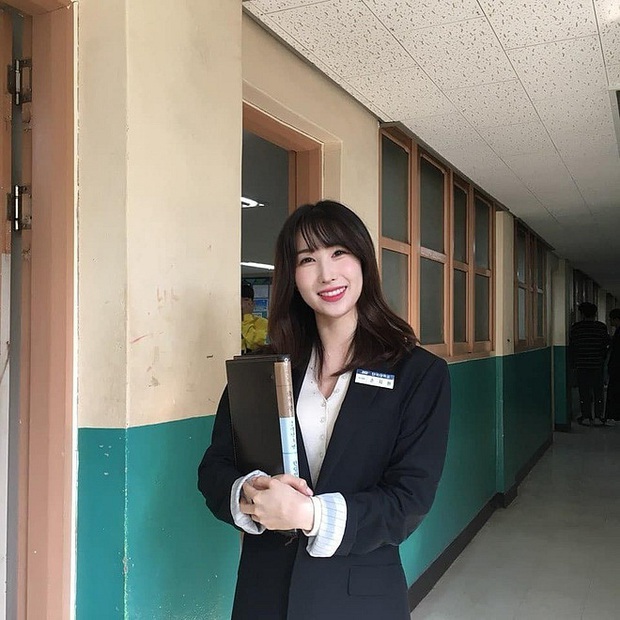 Những quy tắc học hành lạ lùng ở các trường Hàn Quốc: Học 16 tiếng/ngày, hình phạt thể xác vẫn tồn tại, định kỳ luân chuyển giáo viên... - Ảnh 3. Những quy tắc học hành lạ lùng ở các trường Hàn Quốc: Học 16 tiếng/ngày, hình phạt thể xác vẫn tồn tại, định kỳ luân chuyển giáo viên... - Ảnh 3.