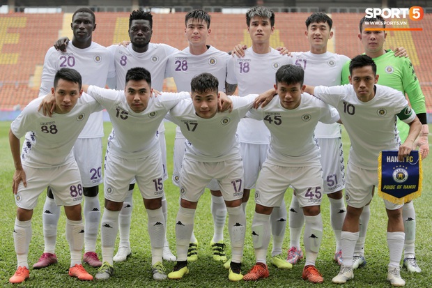 Hà Nội FC thất bại trước đội bóng Thái Lan tại giải đấu giao hữu có thể thức lạ kỳ - Ảnh 1. Hà Nội FC thất bại trước đội bóng Thái Lan tại giải đấu giao hữu có thể thức lạ kỳ - Ảnh 1.