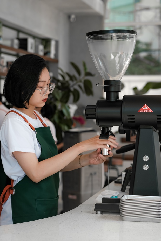 Sài Gòn: Hai quán cà phê mới toe được dân tình check-in ầm ầm, Tết này lại có chỗ để ểnh ương sống ảo rồi đây! - Ảnh 16. Sài Gòn: Hai quán cà phê mới toe được dân tình check-in ầm ầm, Tết này lại có chỗ để ểnh ương sống ảo rồi đây! - Ảnh 16.