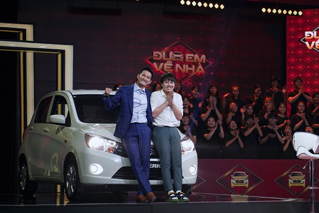 Duy Khánh - Huy Khánh trúng xe hơi gần nửa tỷ đồng trên gameshow - Ảnh 5. Duy Khánh - Huy Khánh trúng xe hơi gần nửa tỷ đồng trên gameshow - Ảnh 5.
