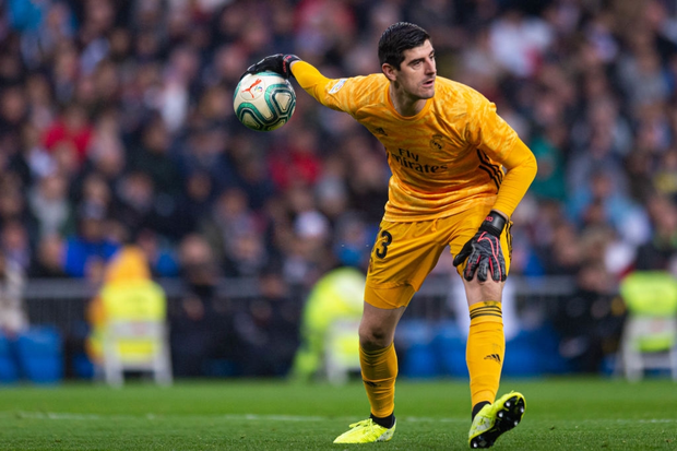 Thủ môn từng bị gắn mác thảm họa giúp Real Madrid đạt thống kê không thể tin nổi để vượt qua Barcelona tại La Liga - Ảnh 3.