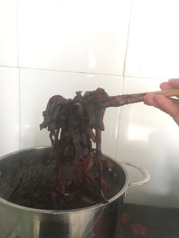 Ác mộng ngày Tết của các cô gái: Nếu còn nấu ăn thế này thì quãng đời độc thân của bạn sẽ dài như dòng sông Volga vậy! - Ảnh 3. Ác mộng ngày Tết của các cô gái: Nếu còn nấu ăn thế này thì quãng đời độc thân của bạn sẽ dài như dòng sông Volga vậy! - Ảnh 3.