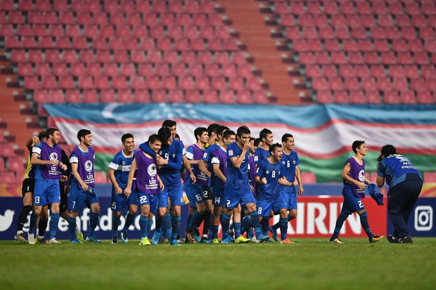 Rắp tâm chơi nhây, đá xấu khiến U23 Việt Nam bị loại, tuyển UAE dính ngay quả báo, thua đậm không thể tin nổi tại tứ kết giải U23 châu Á - Ảnh 2.
