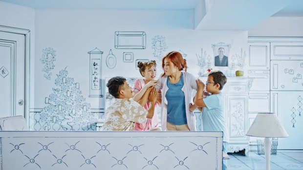 AMEE, Huỳnh James cùng Mạc Văn Khoa chọc Puka tức điên trong MV nhạc phim “30 Chưa Phải Tết” - Ảnh 4. AMEE, Huỳnh James cùng Mạc Văn Khoa chọc Puka tức điên trong MV nhạc phim “30 Chưa Phải Tết” - Ảnh 4.