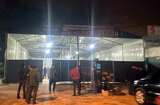 Treo thưởng 170 triệu truy tìm kẻ nổ súng khiến 7 người thương vong - Ảnh 2. Treo thưởng 170 triệu truy tìm kẻ nổ súng khiến 7 người thương vong - Ảnh 2.