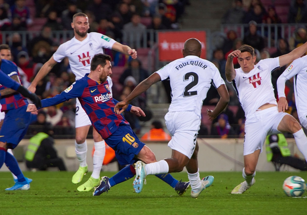 Mừng thầy mới ra mắt, Messi tặng ngay một bàn thắng bằng vàng giúp Barcelona đòi lại ngôi đầu từ tay đại kình địch - Ảnh 6. Mừng thầy mới ra mắt, Messi tặng ngay một bàn thắng bằng vàng giúp Barcelona đòi lại ngôi đầu từ tay đại kình địch - Ảnh 6.