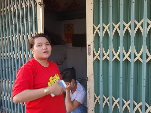 Nhân chứng vụ cháy nhà khiến 5 người tử vong ngày 27 Tết: May mà hôm qua 2 đứa cháu nội vừa được đưa về quê ngoại đón Tết - Ảnh 2.