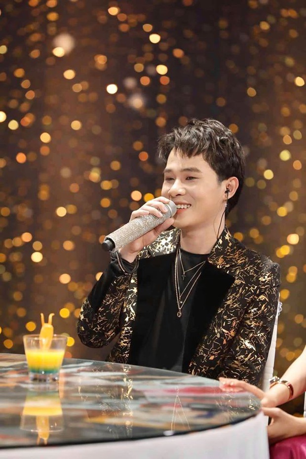 Nóng: Jack lén tham gia chương trình ca nhạc comeback vào đêm giao thừa bị dân tình phát hiện, vội vàng ngoi lên chúc tết fan siêu cưng - Ảnh 2. Nóng: Jack lén tham gia chương trình ca nhạc comeback vào đêm giao thừa bị dân tình phát hiện, vội vàng ngoi lên chúc tết fan siêu cưng - Ảnh 2.