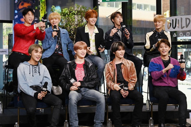 Idol Kpop công phá truyền hình Mỹ năm 2019: BLACKPINK, BTS, loạt tân binh ra mắt ấn tượng - Ảnh 5. Idol Kpop công phá truyền hình Mỹ năm 2019: BLACKPINK, BTS, loạt tân binh ra mắt ấn tượng - Ảnh 5.