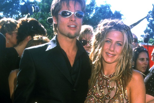 Bản đồ quan hệ Brad Pitt - Jennifer Aniston: Cặp đôi cả thế giới ghen tị kết thúc vì lùm xùm ngoại tình, sau 15 năm gặp lại ánh mắt vẫn như xưa - Ảnh 2.