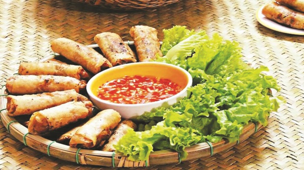 Nem rán - Món ăn truyền thống quen thuộc của Tết nhưng giờ đây có đến chục vị nhân biến tấu - Ảnh 4.