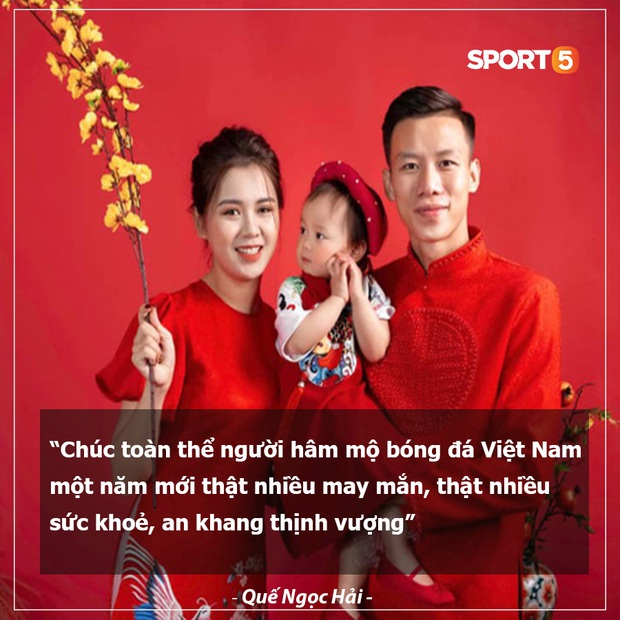 Tuyển thủ bóng đá Việt Nam gửi lời chúc Tết siêu có tâm đến người hâm mộ trước thềm năm mới Canh Tý 2020 - Ảnh 2. Tuyển thủ bóng đá Việt Nam gửi lời chúc Tết siêu có tâm đến người hâm mộ trước thềm năm mới Canh Tý 2020 - Ảnh 2.