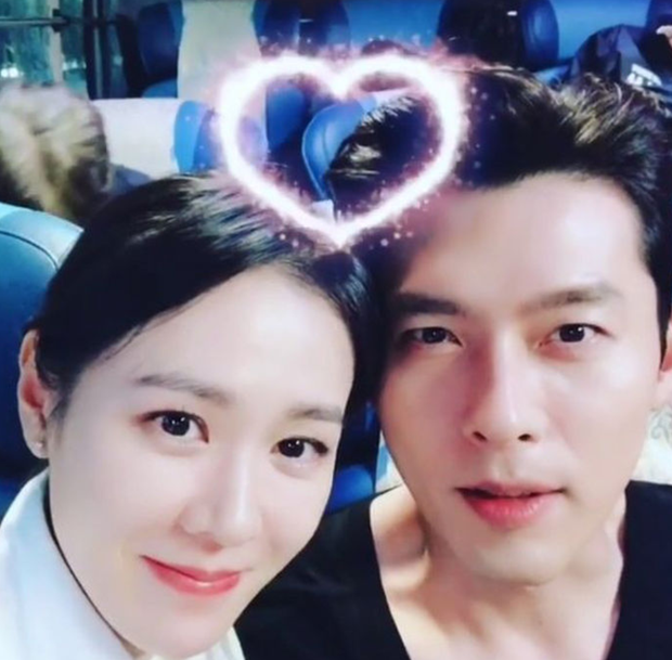 Mùng 2 anh chị Hyun Bin - Son Ye Jin đã phá đảo top Naver vì một tấm hình quá tình: Sao còn chưa công khai? - Ảnh 4.