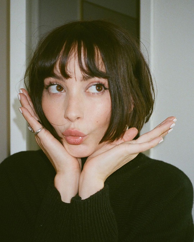 Gây bão Instagram và Pinterest, nàng IT girl này chính là lý do khiến nhiều người đổ xô cắt tóc bob kiểu gái Pháp - Ảnh 6. Gây bão Instagram và Pinterest, nàng IT girl này chính là lý do khiến nhiều người đổ xô cắt tóc bob kiểu gái Pháp - Ảnh 6.