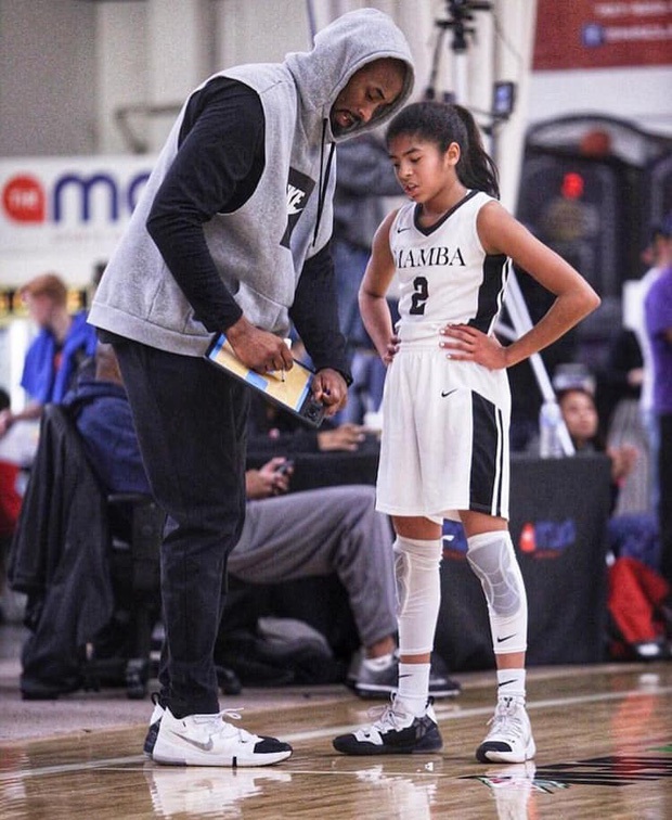 Gianna Maria-Onore Bryant: Cô gái bé bỏng cùng ước mơ kế tục di sản Black Mamba của huyền thoại bóng rổ Kobe Bryant - Ảnh 2. Gianna Maria-Onore Bryant: Cô gái bé bỏng cùng ước mơ kế tục di sản Black Mamba của huyền thoại bóng rổ Kobe Bryant - Ảnh 2.
