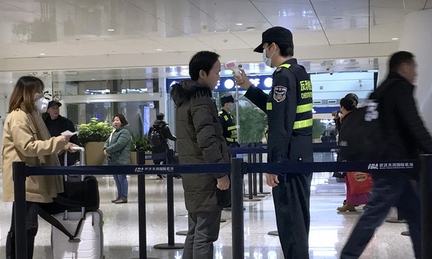 Lưu ý khẩn cấp của các sân bay trên thế giới để đối phó với virus Vũ Hán, hành khách đi máy bay trong thời gian này cần phải nắm vững - Ảnh 1.