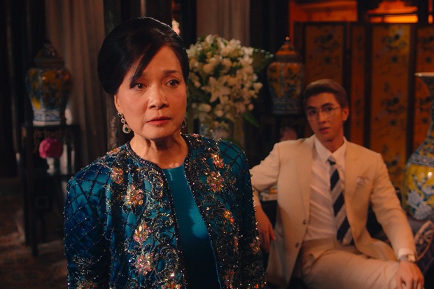 Gái Già Lắm Chiêu 3 VS. Crazy Rich Asians: Giống nhau concept xa hoa, mẹ chồng cùng xuất thân nhưng lại ghét con dâu; riêng đoạn kết gửi thông điệp khác phim gốc? - Ảnh 8.