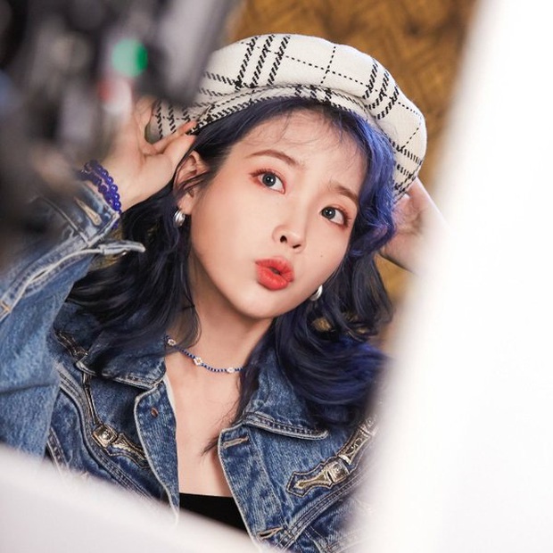 Nghệ sĩ được dự đoán dẫn đầu Kpop 2020: BLACKPINK mất hút, thua 3 nhóm nữ; 1 ca sĩ solo và tân binh hát nhép bài TWICE góp mặt - Ảnh 3. Nghệ sĩ được dự đoán dẫn đầu Kpop 2020: BLACKPINK mất hút, thua 3 nhóm nữ; 1 ca sĩ solo và tân binh hát nhép bài TWICE góp mặt - Ảnh 3.