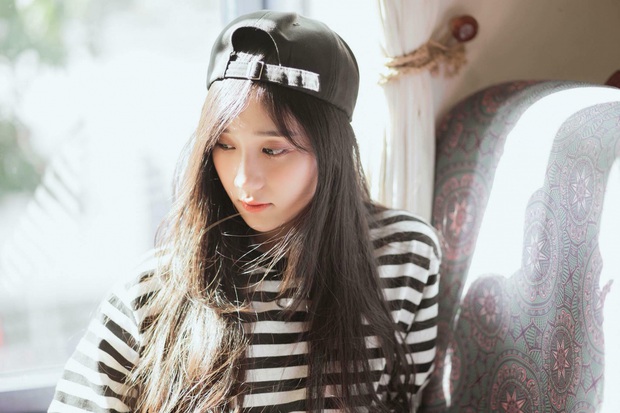 Ngọc Trinh, Uyên Pu, Mina Young cùng loạt hot girl triệu view được Thầy giáo Ba nhìn trúng - Ảnh 5. Ngọc Trinh, Uyên Pu, Mina Young cùng loạt hot girl triệu view được Thầy giáo Ba nhìn trúng - Ảnh 5.