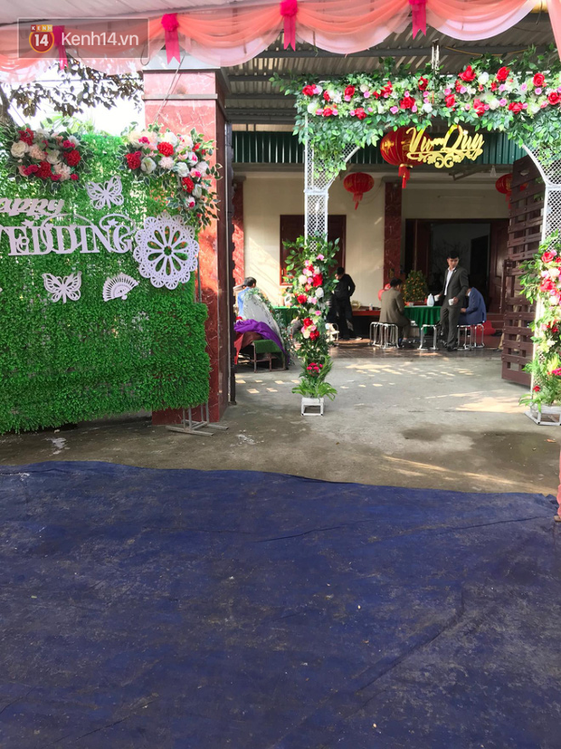 Nhà bố vợ cầu thủ Phan Văn Đức to nhất xóm, rạp cưới đằng gái kéo dài hết cả con đường - Ảnh 4. Nhà bố vợ cầu thủ Phan Văn Đức to nhất xóm, rạp cưới đằng gái kéo dài hết cả con đường - Ảnh 4.