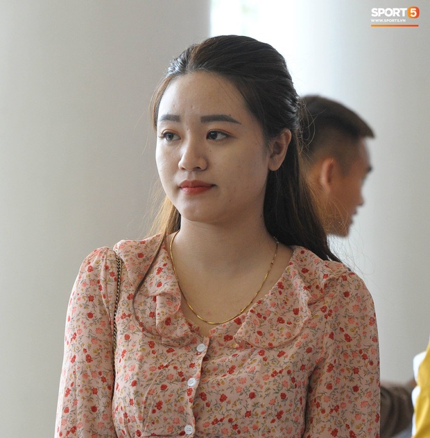 Xuân Mạnh cùng bạn gái tình cảm tại tiệc cưới Văn Đức - Nhật Linh, lấp lửng chuyện kết hôn - Ảnh 4. Xuân Mạnh cùng bạn gái tình cảm tại tiệc cưới Văn Đức - Nhật Linh, lấp lửng chuyện kết hôn - Ảnh 4.
